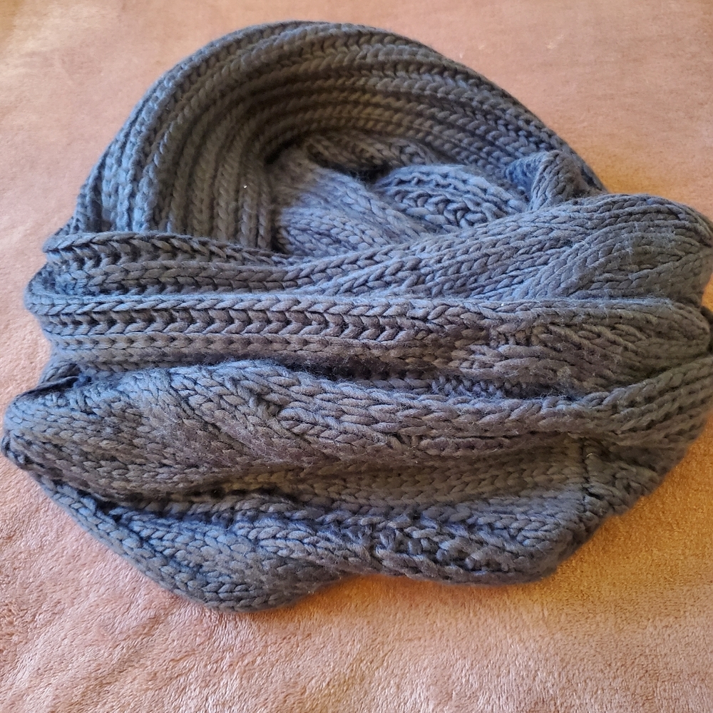 Infinity scarf